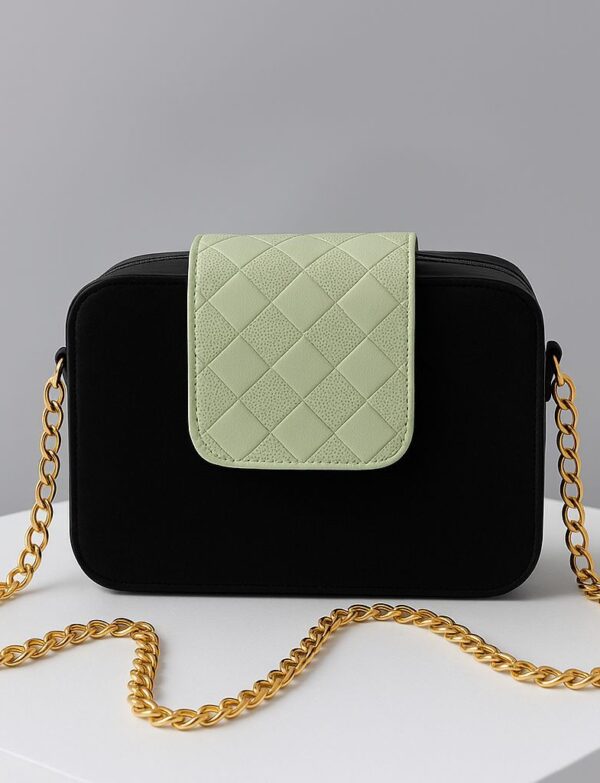 The Gilded Chain Crossbody